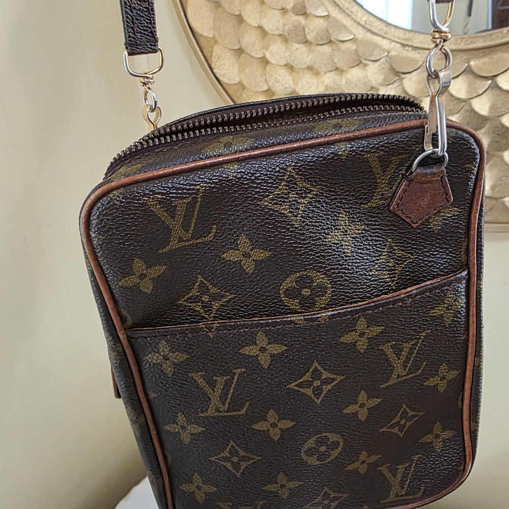 Authentic Louis Vuitton Brown Crossbody Bag From JAPAN - Picture 3 of 12